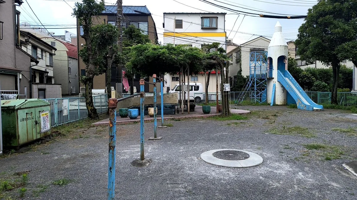 JR上中里駅からの道順:公園が右手に見えたら左折